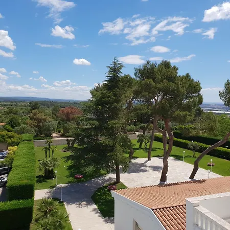 Hotel Natia 4*