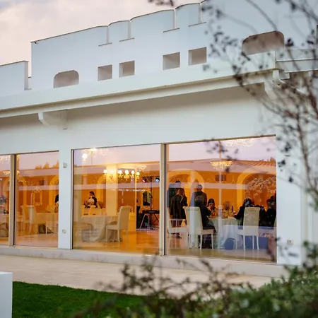 Hotel Natia Mottola
