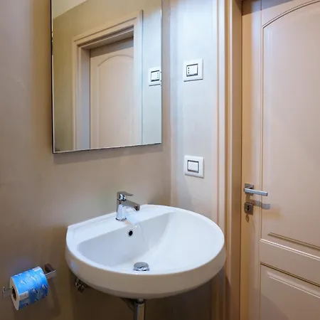 Natia Hotel