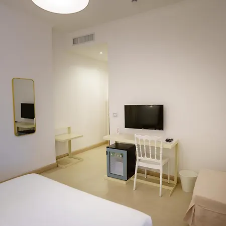 Natia Hotel