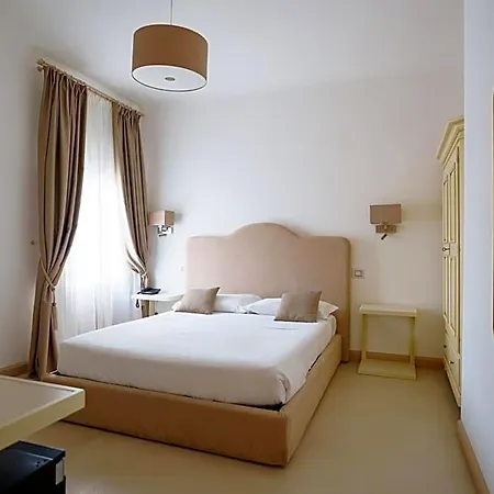 Hotel Natia Mottola