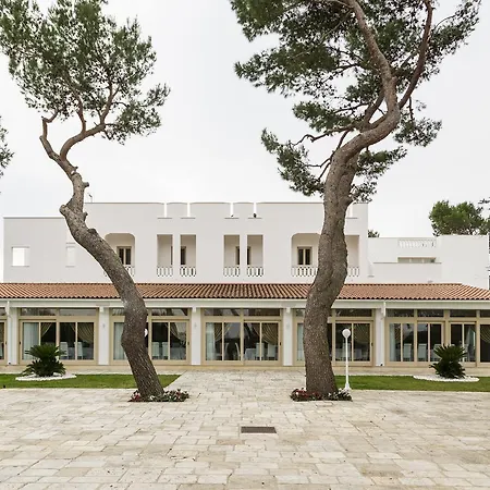 Natia Hotel Mottola