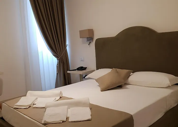 Natia 4* Mottola