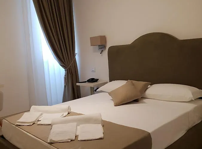 Natia Otel Mottola